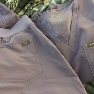 Lavender Womens figs medium set